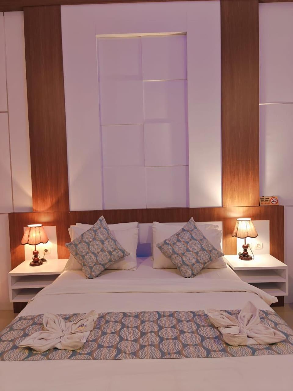 Nusa Sedayu Hotel By Ocean View Batununggul المظهر الخارجي الصورة